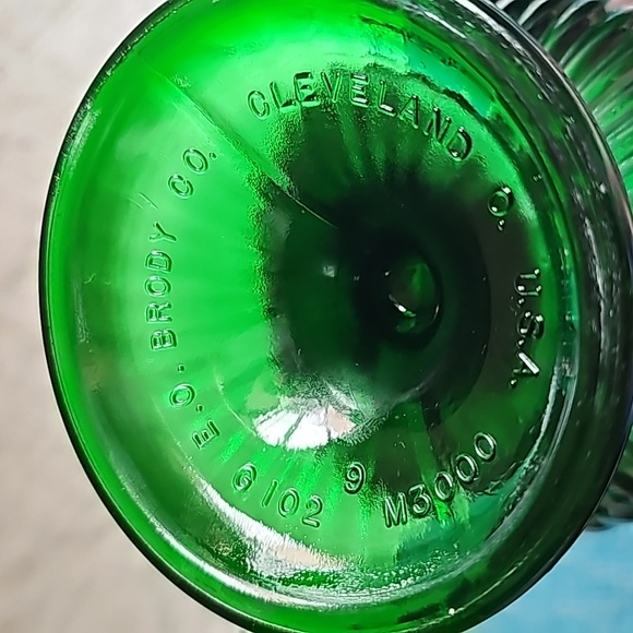 EO Brody M3000 Pedestal Cup - Picture 2 of 6